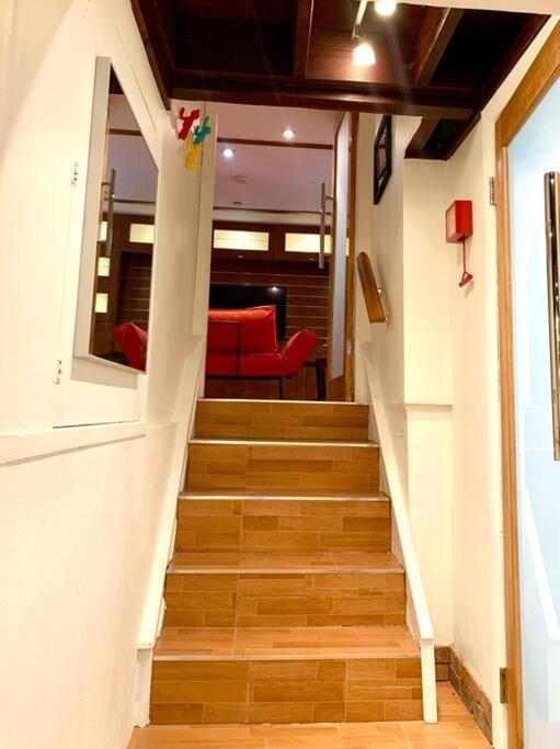 Live In This Iconic East Side Lower Level Unit Providence Exterior photo