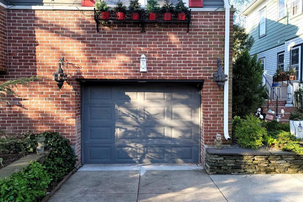 Live In This Iconic East Side Lower Level Unit Providence Exterior photo